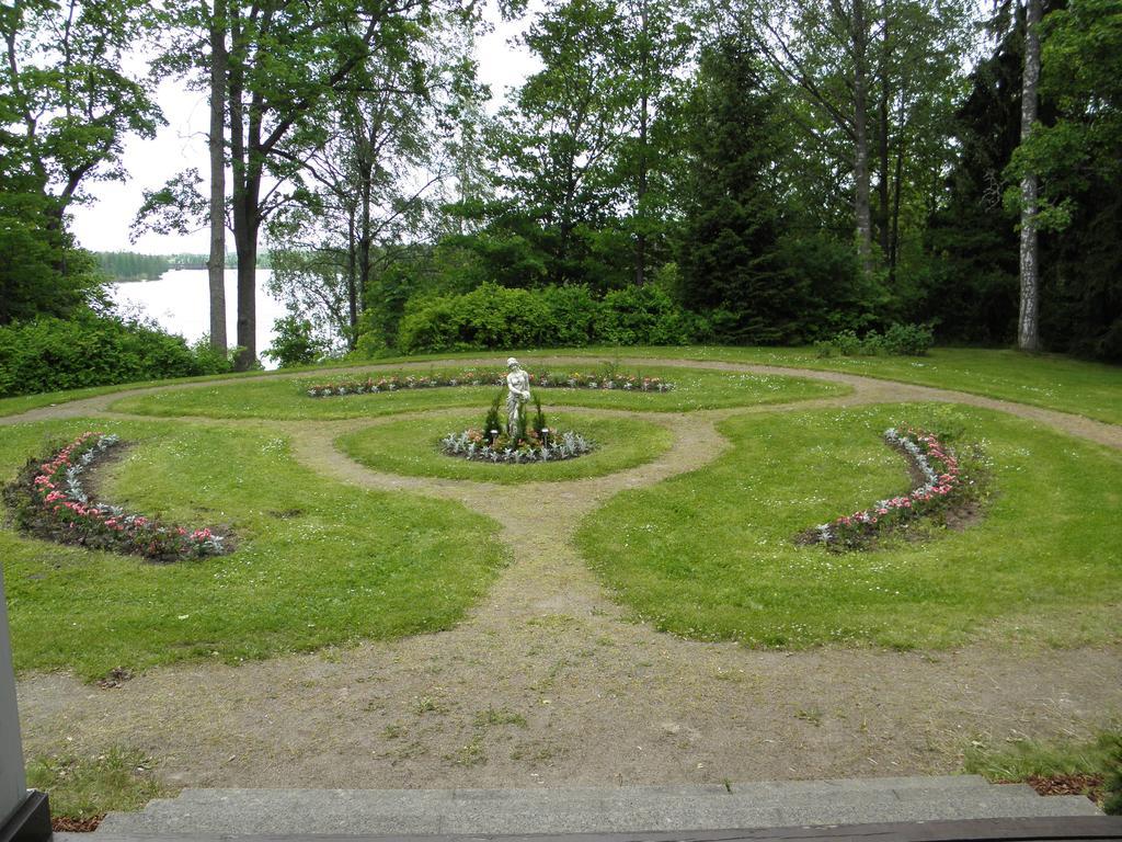 Neitsytniemen Kartano Bed & Breakfast Imatra Exterior photo