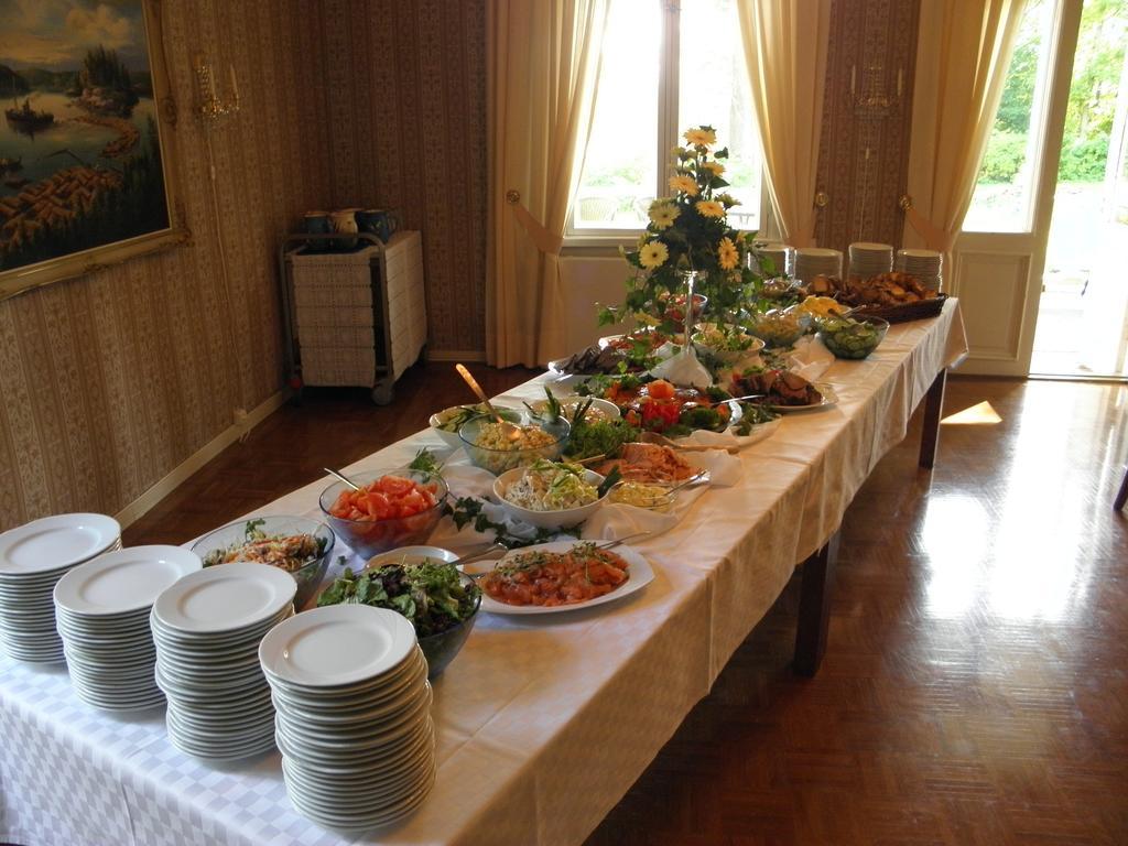 Neitsytniemen Kartano Bed & Breakfast Imatra Exterior photo
