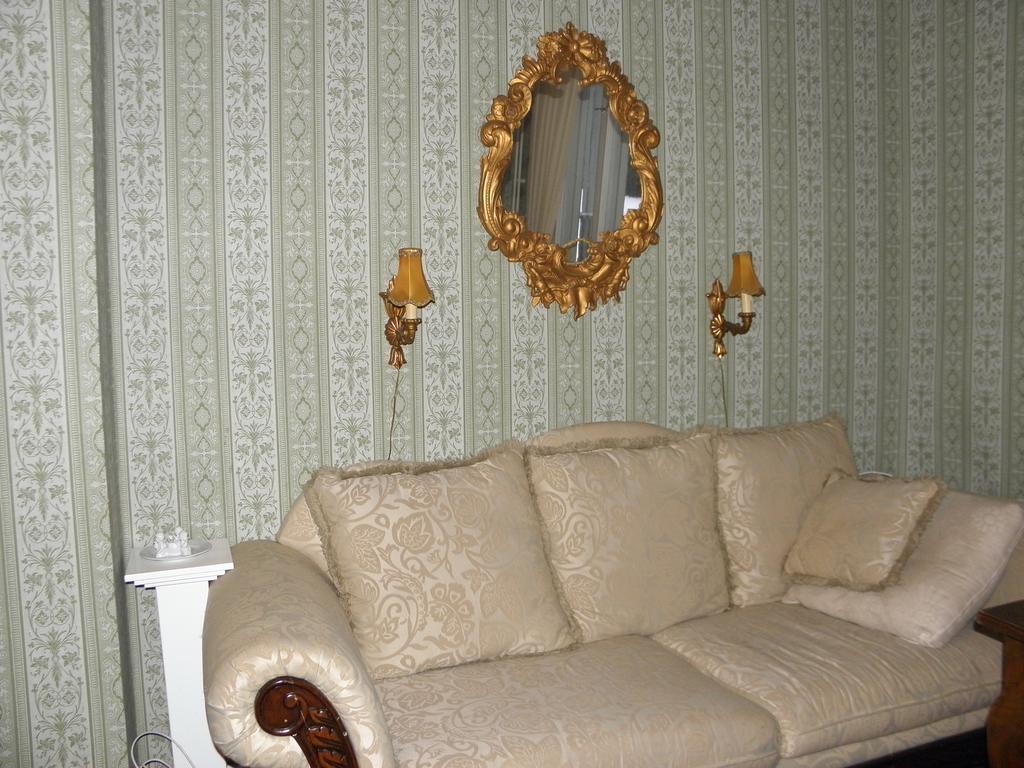 Neitsytniemen Kartano Bed & Breakfast Imatra Exterior photo